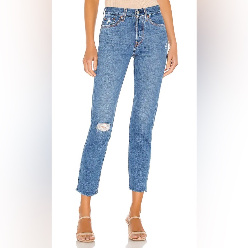 Levi Wedgie Size 29